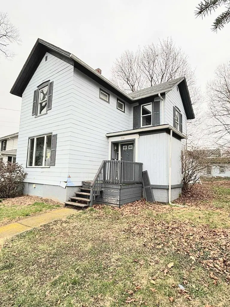 230 Poplar St