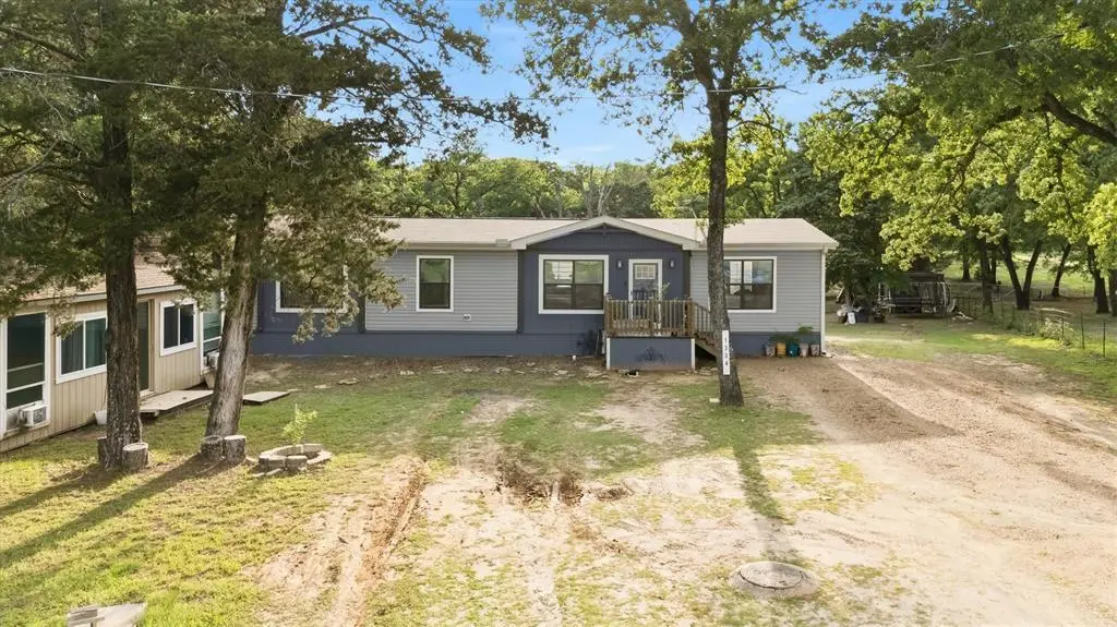 1334 E Woods Dr