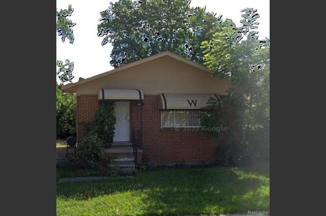442 Conner St