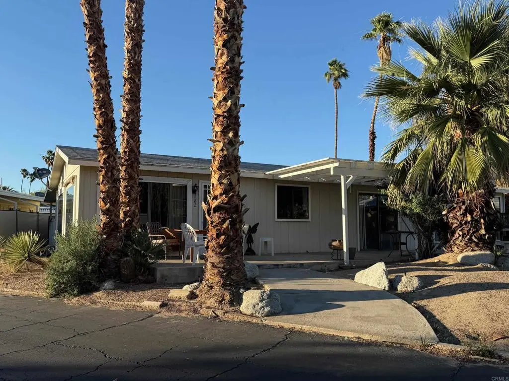 1010 Palm Canyon Dr #82