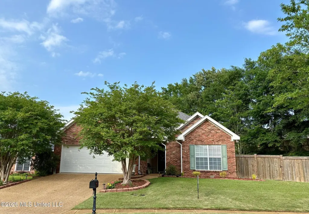 122 Pavilion Dr