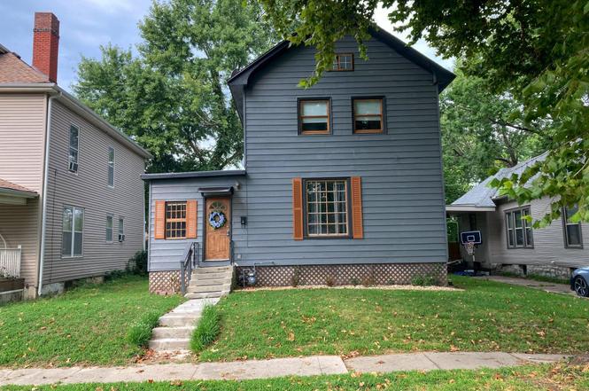 210 N Moffet Ave