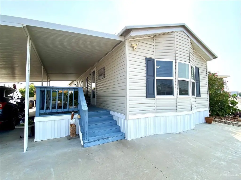 7511 Birdie Dr
