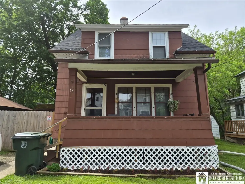 13 Adams St