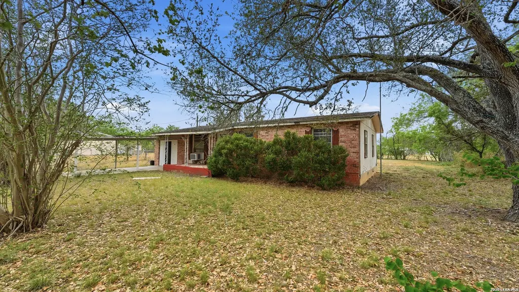 3651 E Ih 10