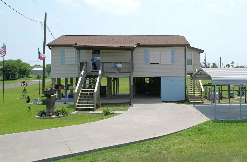 1321 Pickney Ave