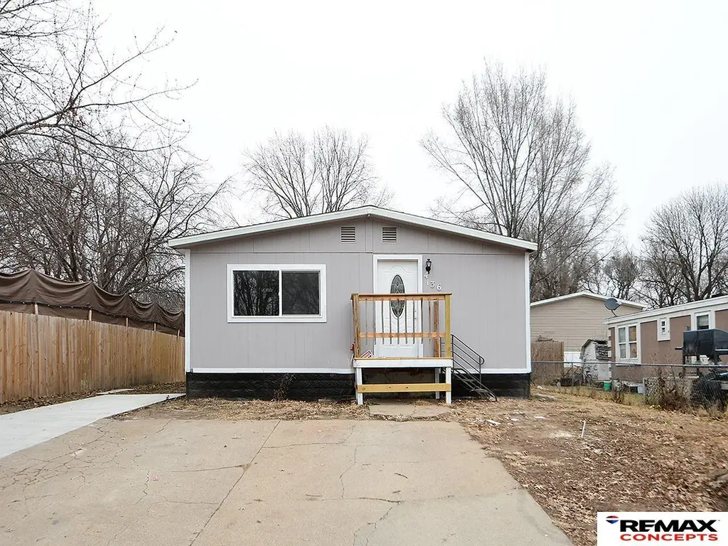 4136 Bellville Dr
