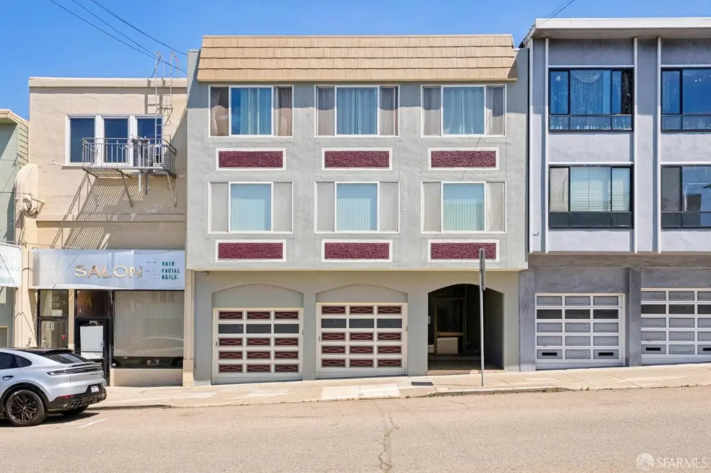420 Taraval St