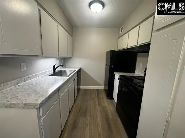 307 Menlo Dr