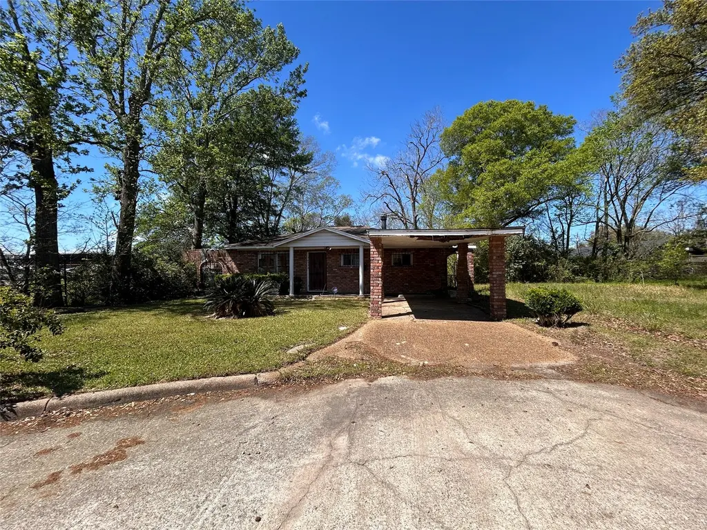 4550 Winston Dr