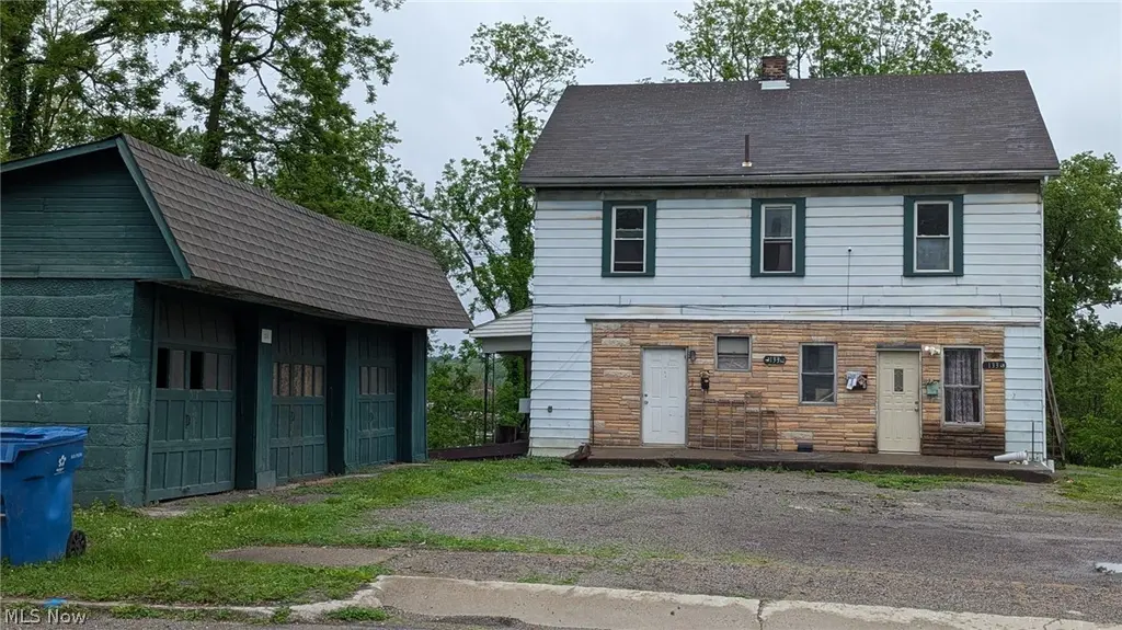 133 Parkway St