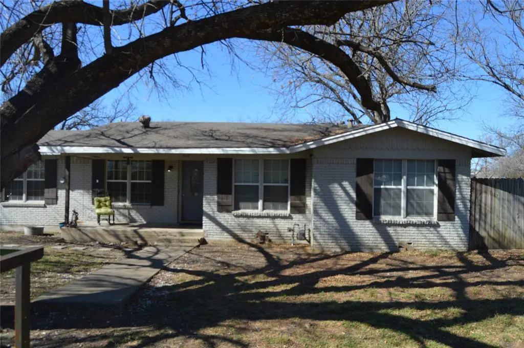 112 S 2nd St