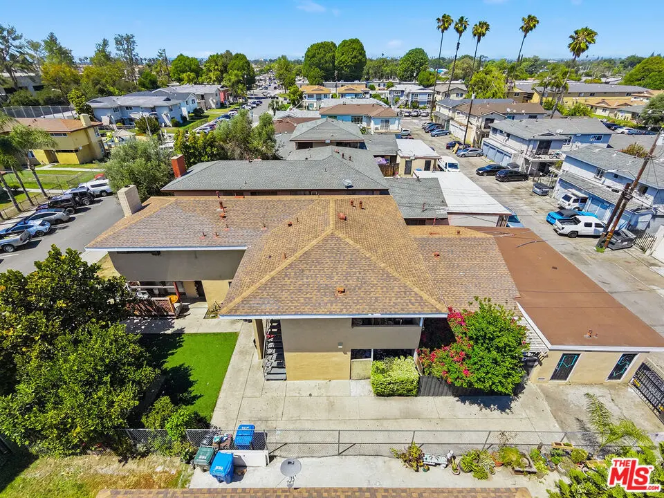 2418 Angela St