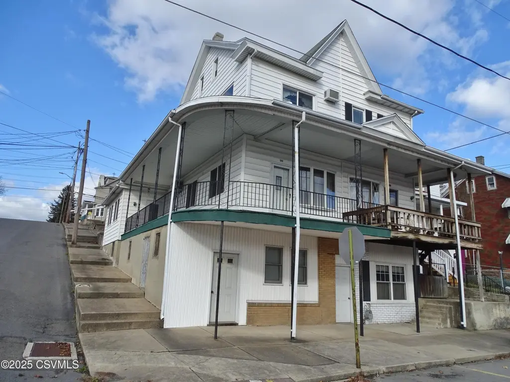 349 W 2nd St