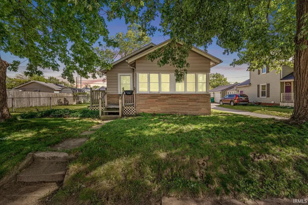 1731 Homewood Ave