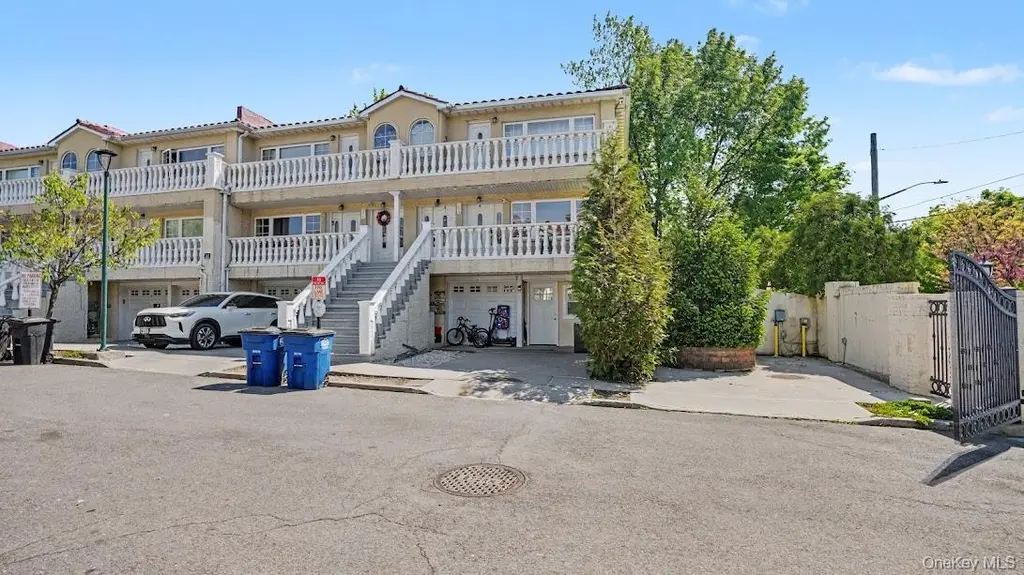254 Zerega Ave