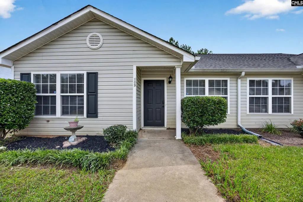 109 Owl Trace Ln