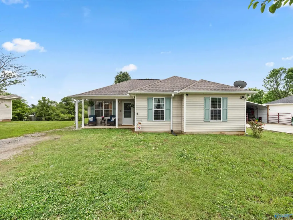 160 Sophia Dr