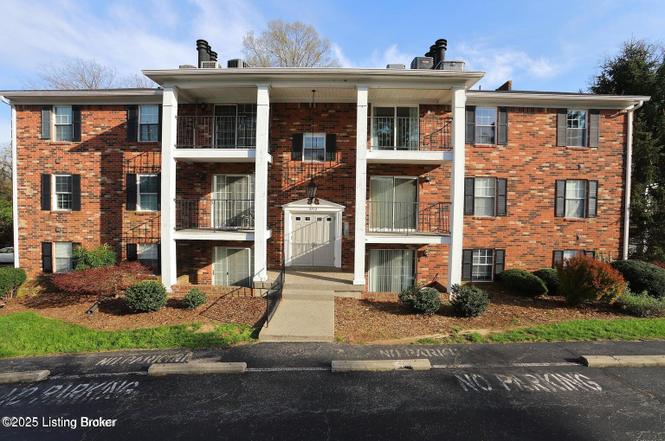 3312 Colonial Manor Cir Unit 6A