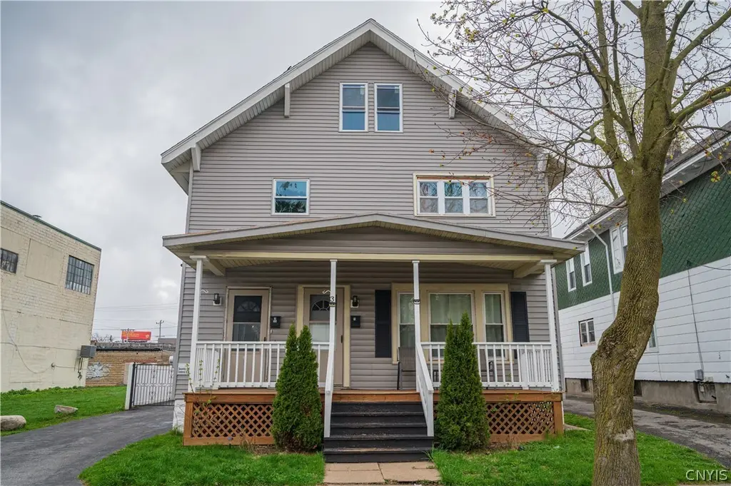 3 Emerson Ave