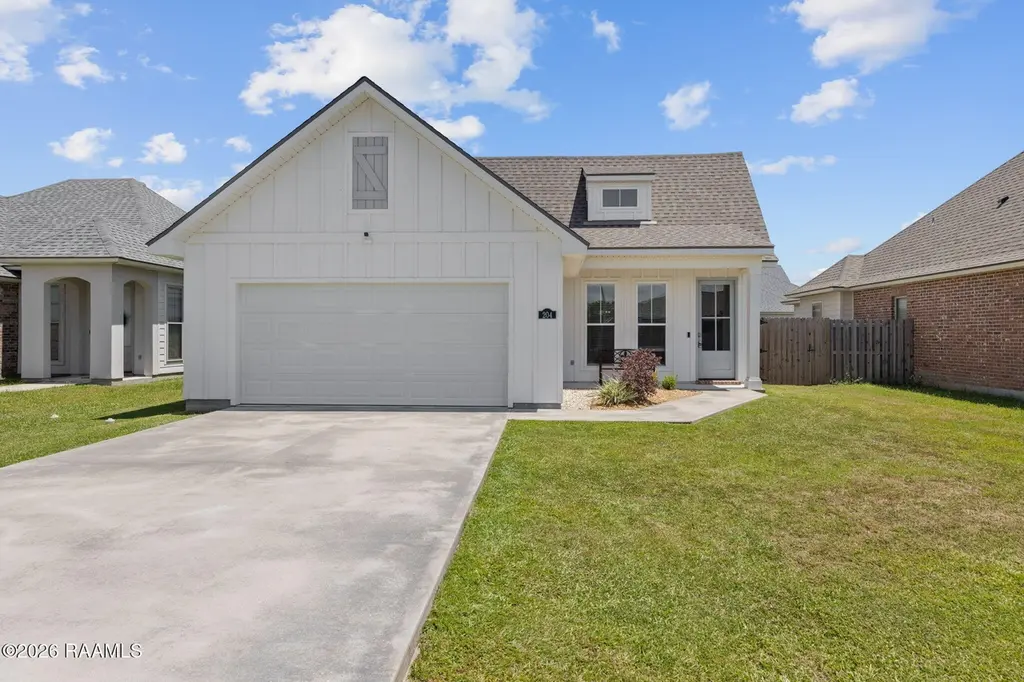 204 Anza Dr
