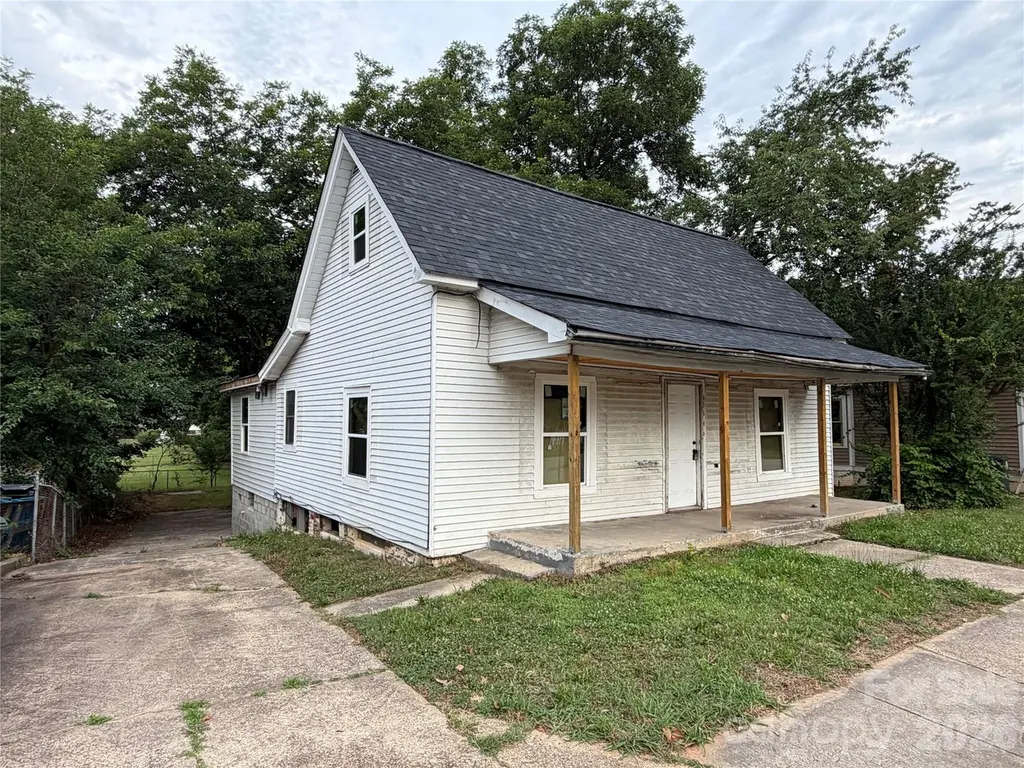305 W Harrison St