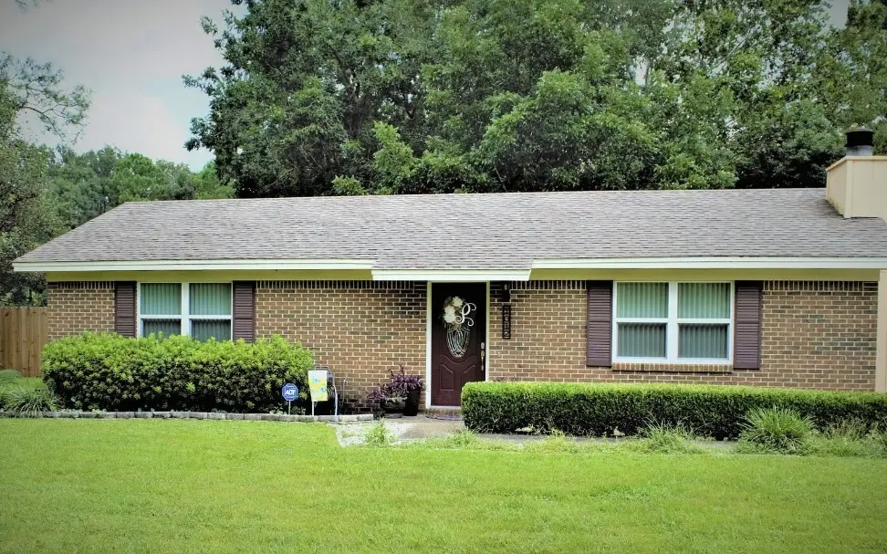 1012 Virginia Ct