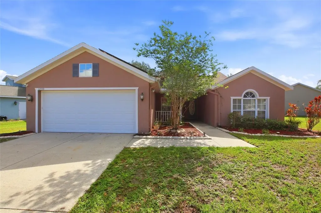 4199 Banbury Cir