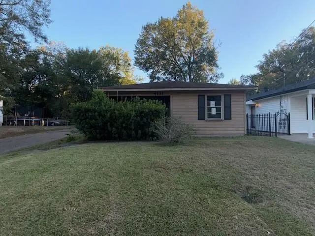 4131 Henry St