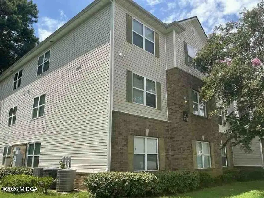 6102 Waldrop Pl