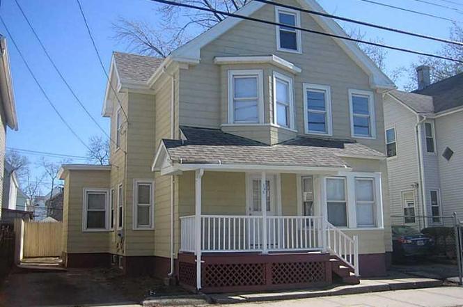 296 Potters Ave