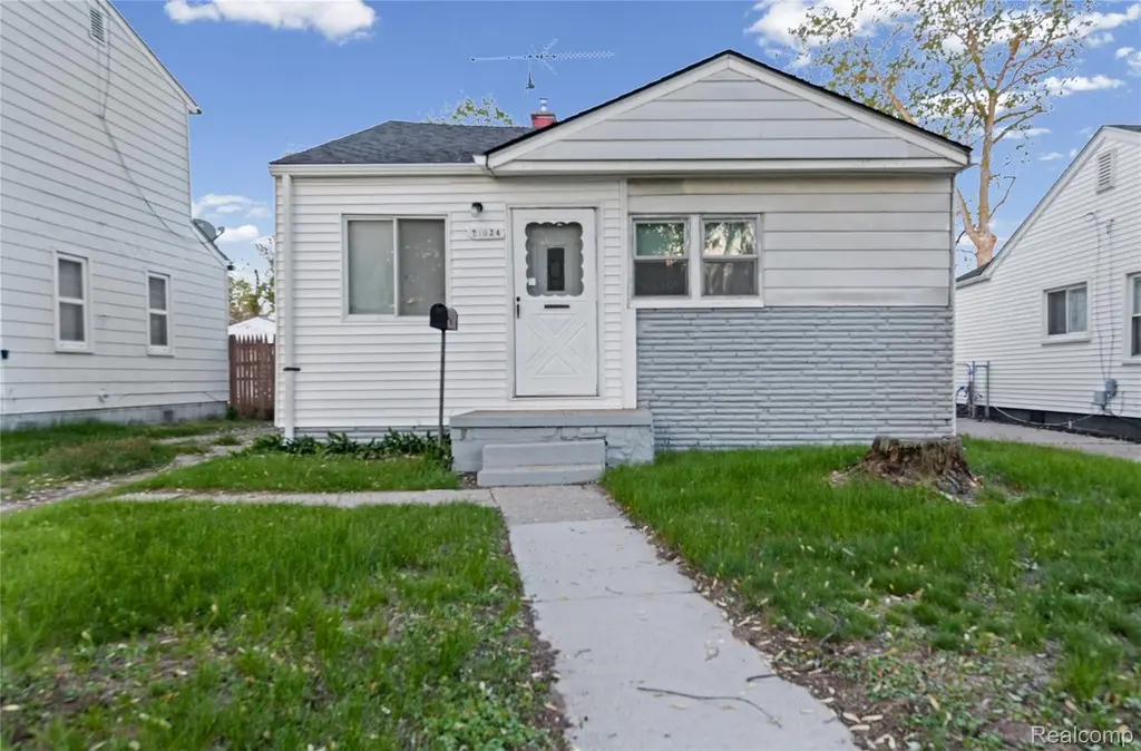 21034 Audrey Ave