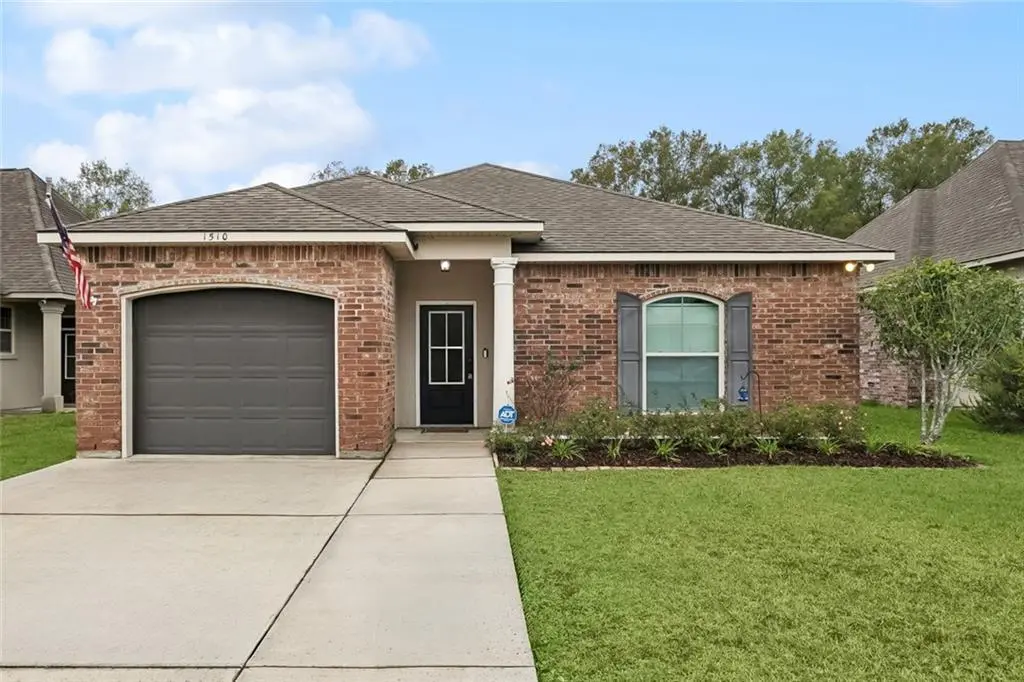1510 Raston Dr