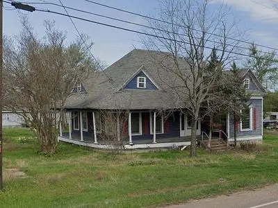 300 N 4th St