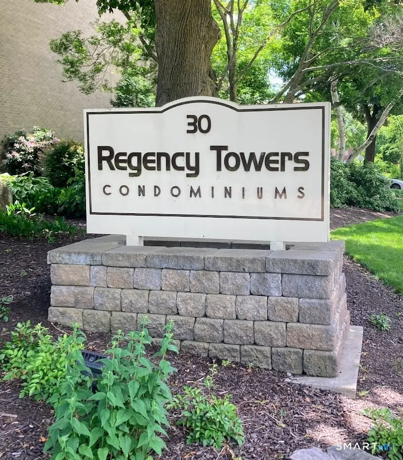 30 Woodland St Unit 4D