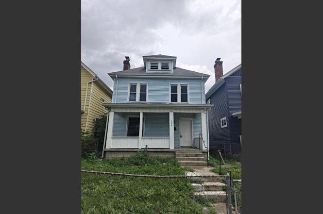 124 Dana Ave