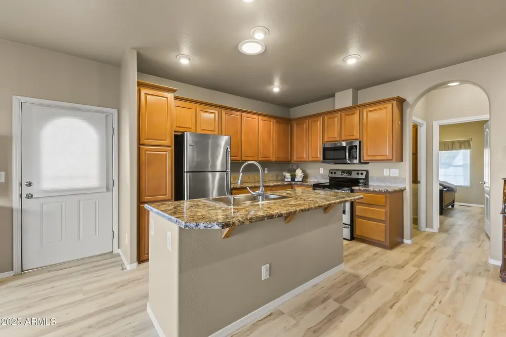11201 N EL Mirage Rd #360