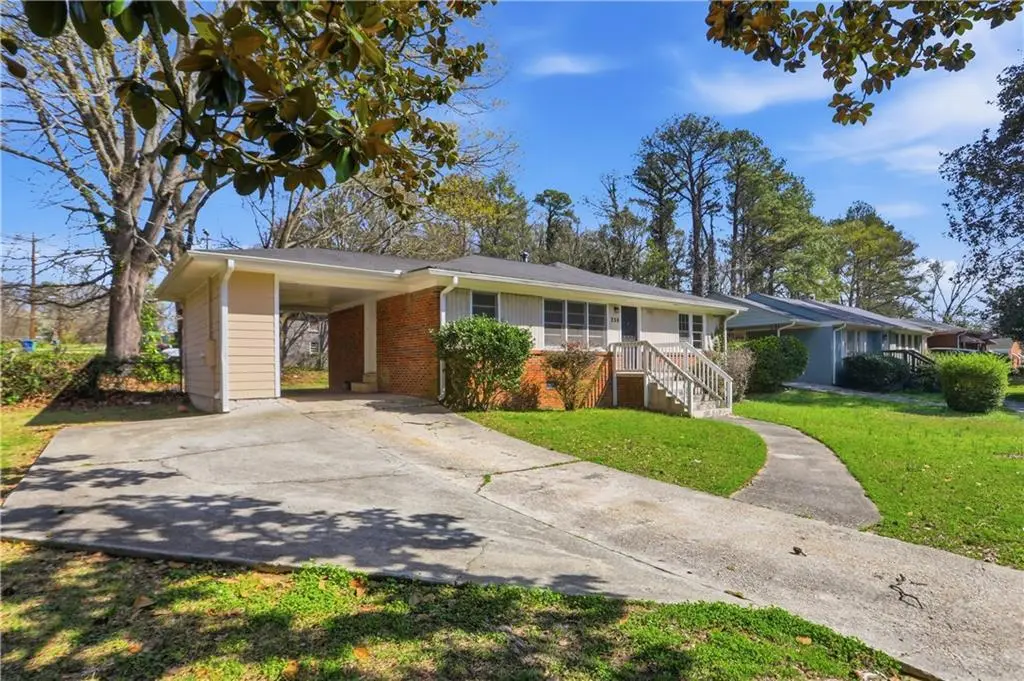 256 Silver Springs Cir SW
