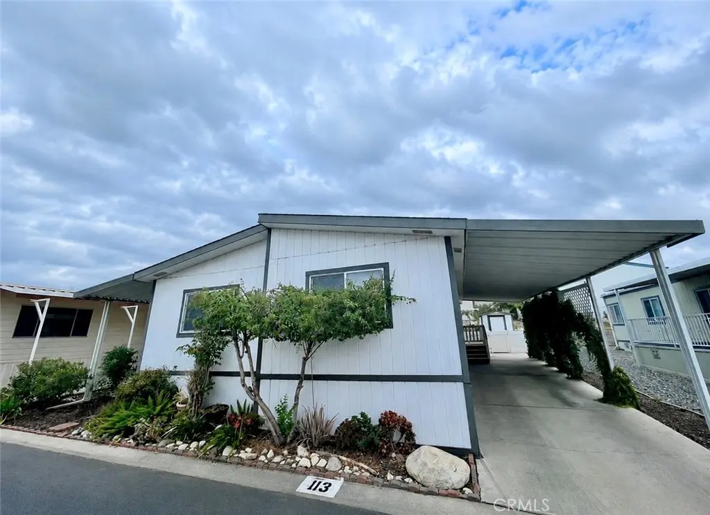 2140 Mentone Blvd #113