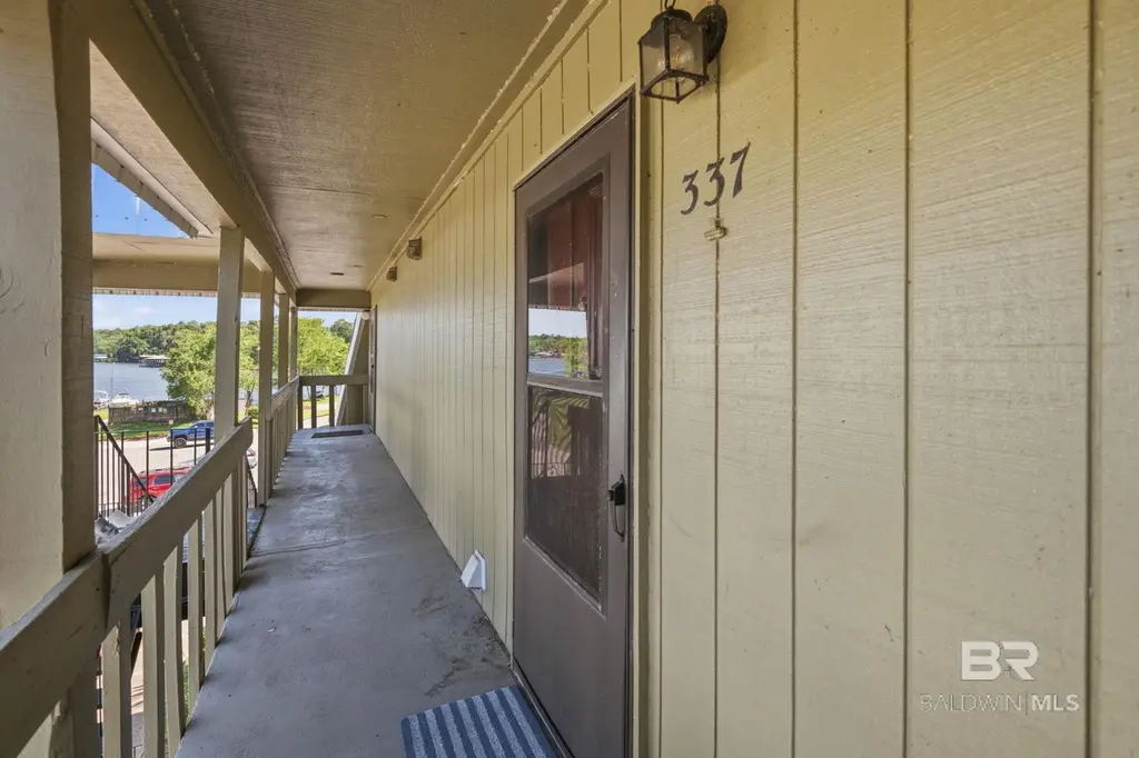 337 Riverbend Drive Dr #337