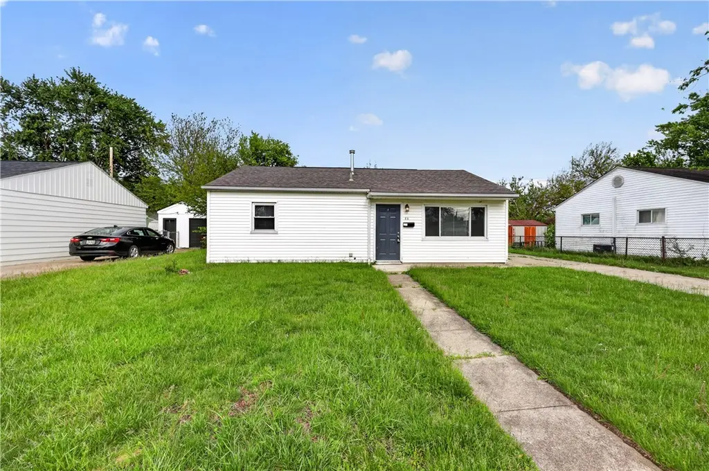 44 Rockland Dr