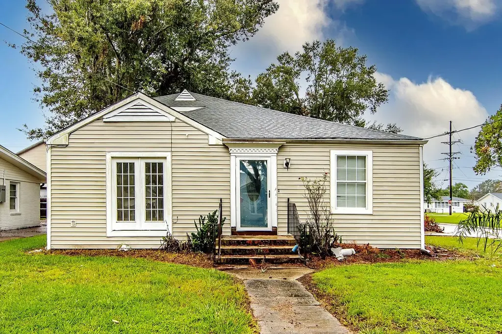319 Central Ave