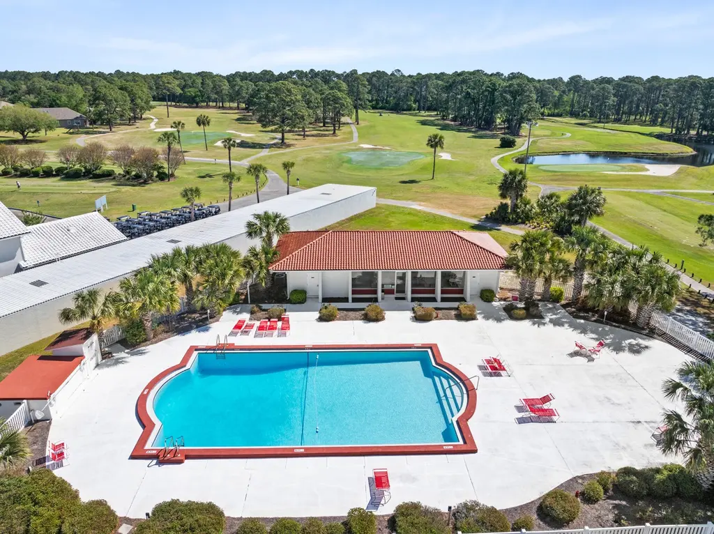 112 Fairway Blvd #304