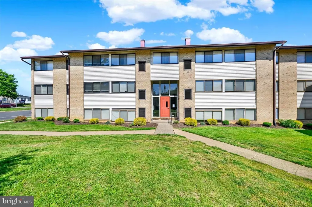 1-K Wye Oak Dr Unit 1-K