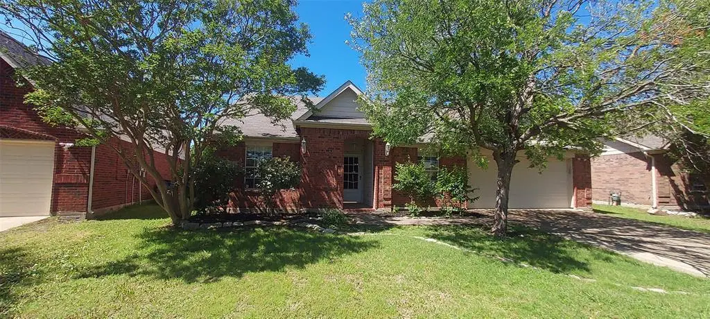 1011 Bainbridge Ln