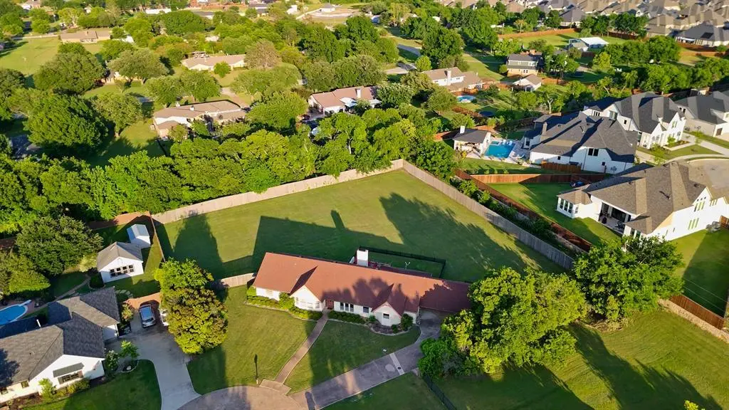 10 Park Central Cir