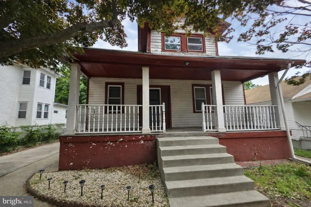 414 W Cherry St