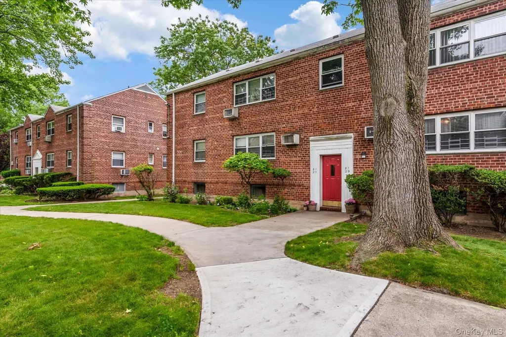 81-29 156th Ave #4
