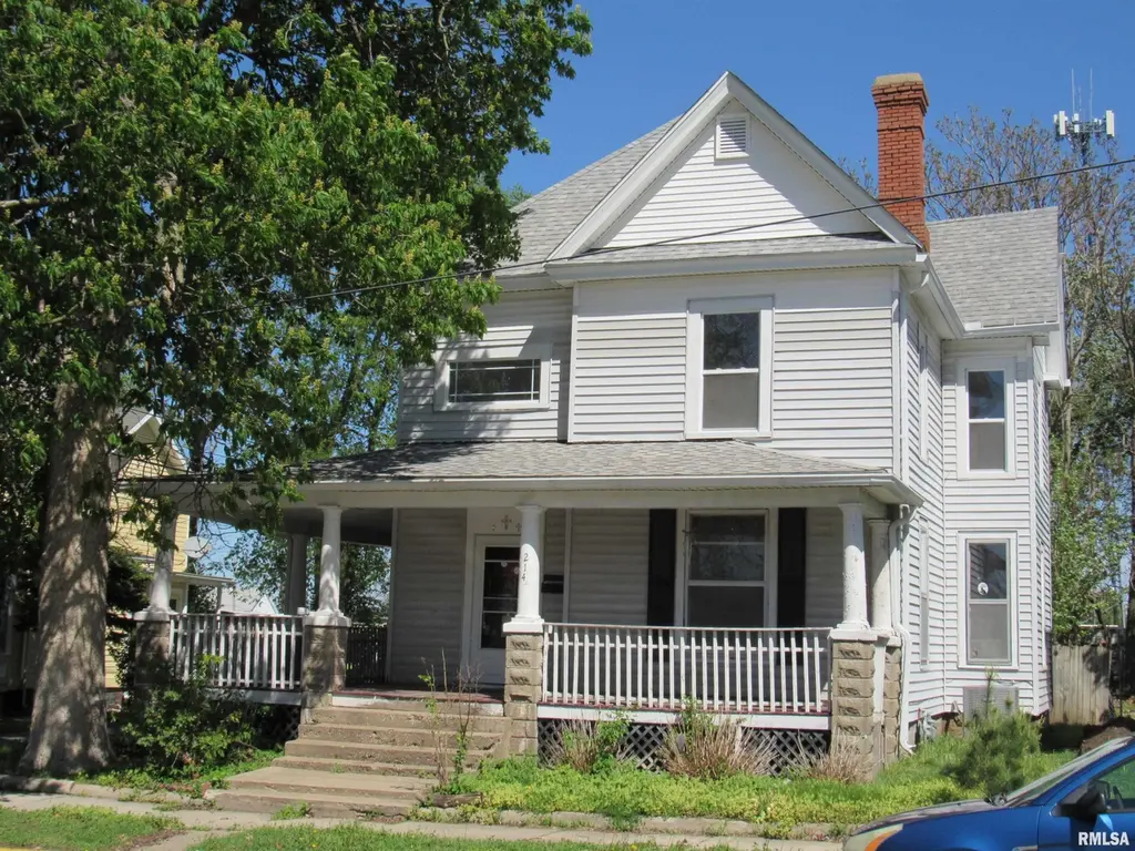 214 N Church St