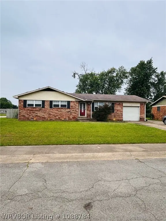 127 Dartmouth Ln